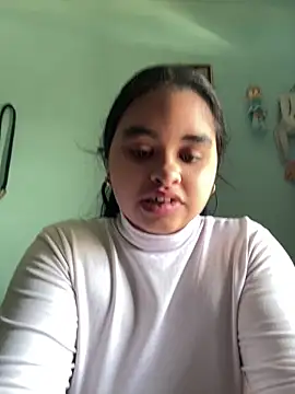 Aloyenita online show from March 29, 2026, 11:01 am