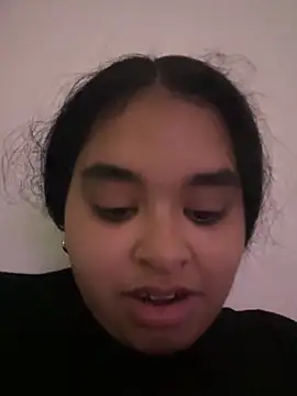 Aloyenita online show from March 18, 2026, 7:04 pm