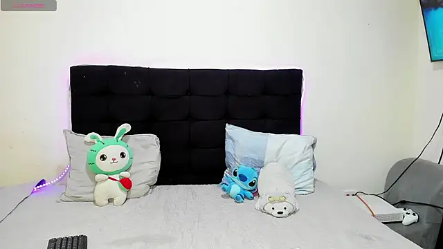 Vinaaly  online show from March 11, 2026, 7:30 pm