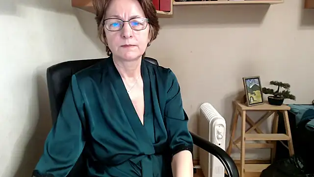 Snapshot of katemodel chatting on February 24, 2026, 7:31 am katemodel online show from February 24, 2026, 7:31 am