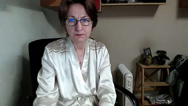 Snapshot of katemodel chatting on February 19, 2026, 8:55 am katemodel online show from February 19, 2026, 8:55 am