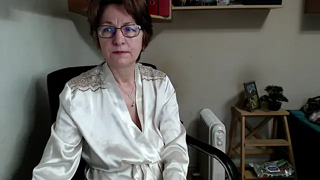 Snapshot of katemodel chatting on February 18, 2026, 7:49 am katemodel online show from February 18, 2026, 7:49 am