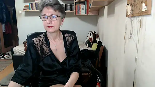 katemodel online show from October 26, 2025, 6:47 am