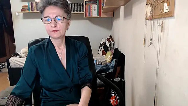 katemodel online show from October 9, 2025, 6:25 am