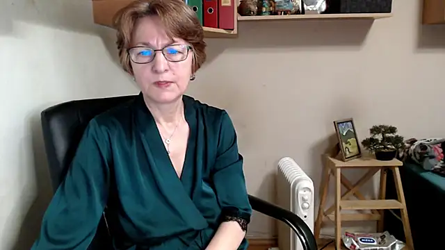 Snapshot of katemodel chatting on February 4, 2026, 7:14 am katemodel online show from February 4, 2026, 7:14 am