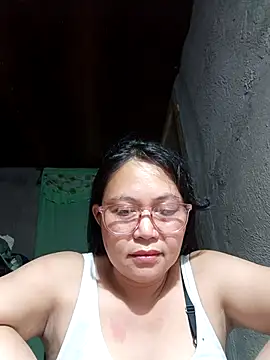 Snapshot of hotpinay_45 chatting on February 3, 2026, 3:04 am hotpinay 45 online show from February 3, 2026, 3:04 am