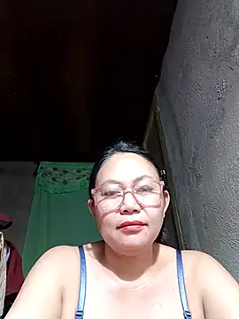 hotpinay 45 online show from March 11, 2026, 11:37 am