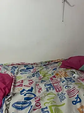 Snapshot of Red_milf_love chatting on February 22, 2026, 5:21 am Red milf love online show from February 22, 2026, 5:21 am