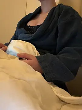 Sara0202 online show from March 21, 2026, 10:02 pm