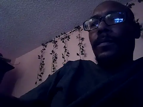 Snapshot of palmdaledyker chatting on July 19, 2026, 9:28 am palmdaledyker online show from July 19, 2026, 9:28 am