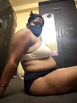 Curvy Trisha online show from March 19, 2026, 7:58 pm