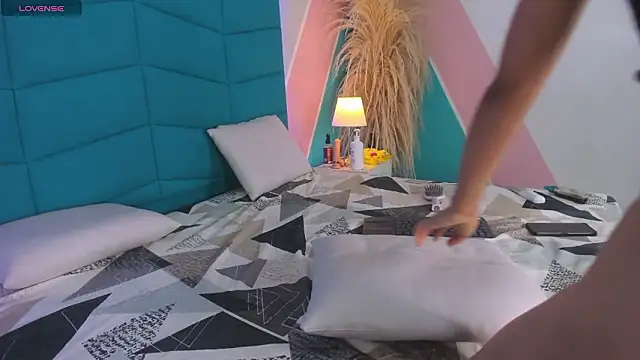  Cherry fox online show from March 10, 2026, 12:20 pm