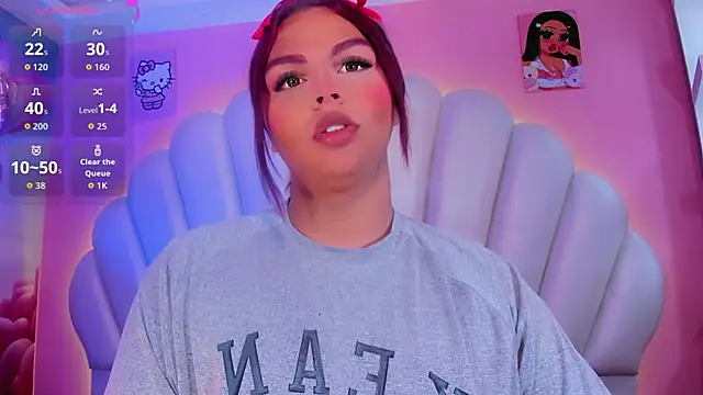 Snapshot of Maia_Hotts chatting on February 15, 2026, 12:15 pm Maia Hotts online show from February 15, 2026, 12:15 pm