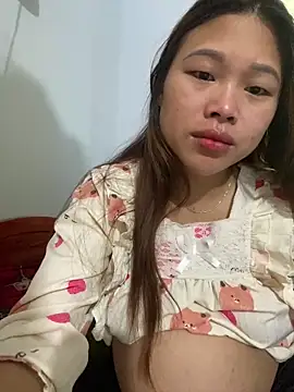 Emxinhka1 online show from April 24, 2026, 12:45 am