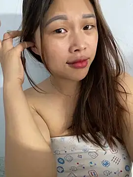Snapshot of Emxinhka1 chatting on July 14, 2026, 10:32 am Emxinhka1 online show from July 14, 2026, 10:32 am