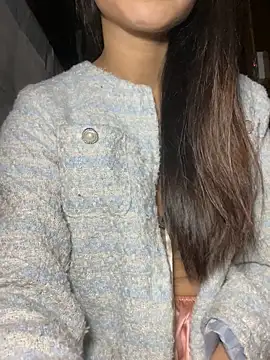 Snapshot of uyensexy chatting on February 20, 2026, 6:43 pm uyensexy online show from February 20, 2026, 6:43 pm