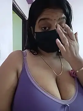 Aliya Hott online show from June 16, 2026, 5:07 am