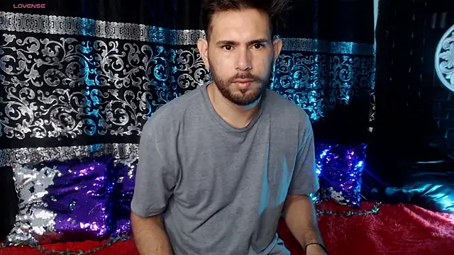 Snapshot of dany_ray chatting on February 4, 2026, 11:38 am dany ray online show from February 4, 2026, 11:38 am