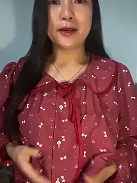 hotgirl-sexy online show from February 5, 2026, 3:35 am