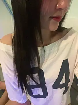 hotgirl-sexy online show from March 4, 2026, 3:09 pm