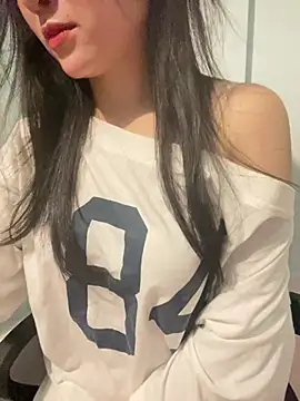 hotgirl-sexy online show from March 25, 2026, 3:55 pm