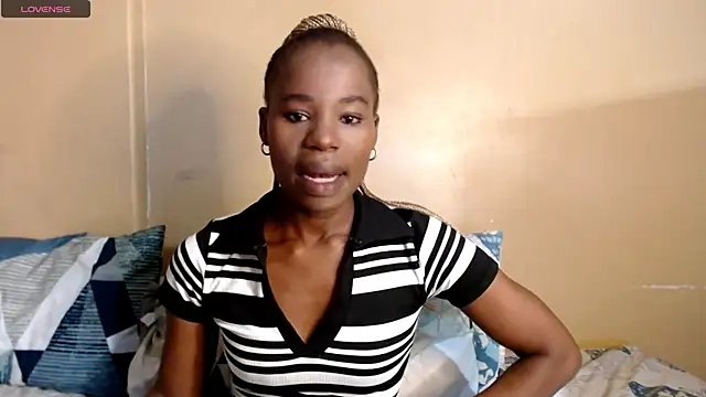 Snapshot of AppleAsss chatting on June 12, 2026, 5:54 pm AppleAsss online show from June 12, 2026, 5:54 pm