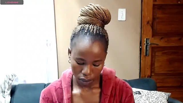Snapshot of AppleAsss chatting on July 29, 2026, 2:22 am AppleAsss online show from July 29, 2026, 2:22 am