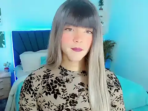 Snapshot of ZoeSchmmit chatting on July 29, 2026, 5:01 pm ZoeSchmmit online show from July 29, 2026, 5:01 pm