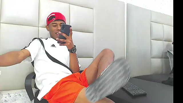 Snapshot of TonnyMarck chatting on February 3, 2026, 2:53 am TonnyMarck online show from February 3, 2026, 2:53 am