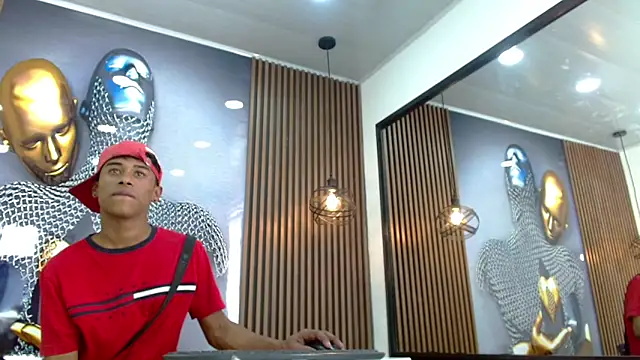 Snapshot of TonnyMarck chatting on February 28, 2026, 4:28 pm TonnyMarck online show from February 28, 2026, 4:28 pm