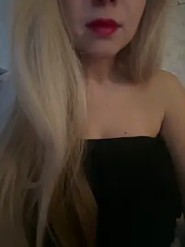 NikkiMis online show from February 10, 2026, 7:29 am