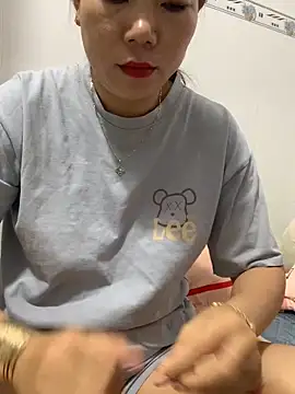 Snapshot of Baby-lovely69 chatting on February 9, 2026, 11:36 pm Baby-lovely69 online show from February 9, 2026, 11:36 pm