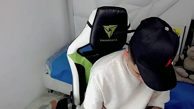 Black diamondd  online show from February 11, 2026, 3:01 pm