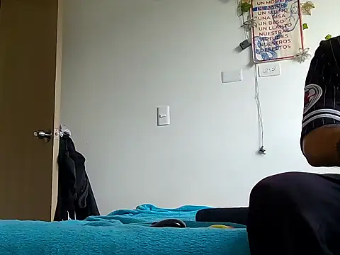 Snapshot of venus_midnight chatting on February 17, 2026, 7:11 pm venus midnight online show from February 17, 2026, 7:11 pm