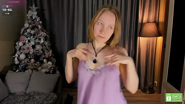 Snapshot of Cutie_Ellis chatting on May 30, 2026, 10:54 am Cutie Ellis online show from May 30, 2026, 10:54 am