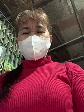 Snapshot of YANINA120 chatting on February 15, 2026, 10:58 am YANINA120 online show from February 15, 2026, 10:58 am