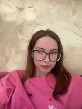 Snapshot of MalliSun chatting on March 2, 2026, 5:42 pm MalliSun online show from March 2, 2026, 5:42 pm