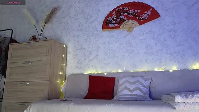 Snapshot of saya_li11 chatting on February 12, 2026, 4:40 pm saya li11 online show from February 12, 2026, 4:40 pm