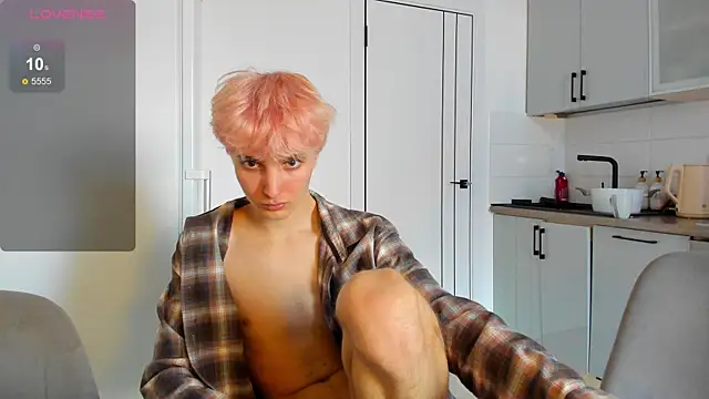 bunnyblush67 online show from April 14, 2026, 5:34 am