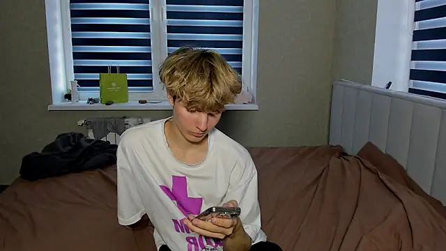 Snapshot of bunnyblush67 chatting on February 9, 2026, 1:42 pm bunnyblush67 online show from February 9, 2026, 1:42 pm