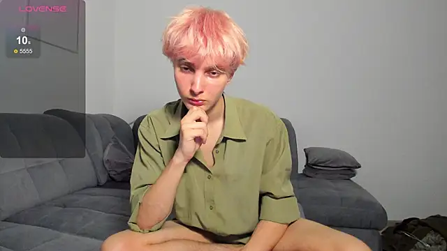 bunnyblush67 online show from April 13, 2026, 5:28 pm