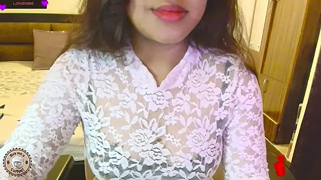 Snapshot of Yara-143 chatting on July 28, 2026, 7:27 am Yara-143 online show from July 28, 2026, 7:27 am