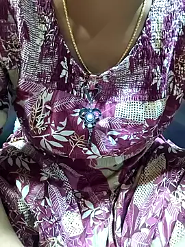 call me rani143 online show from February 15, 2026, 1:43 pm