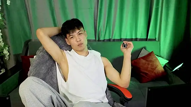 Snapshot of XanneLL chatting on February 4, 2026, 1:50 pm XanneLL online show from February 4, 2026, 1:50 pm