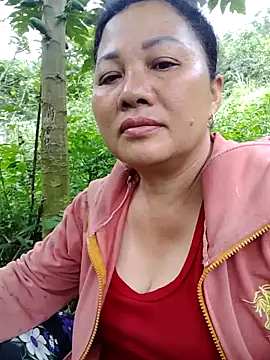 Cold-girlr12 online show from May 8, 2026, 7:56 am