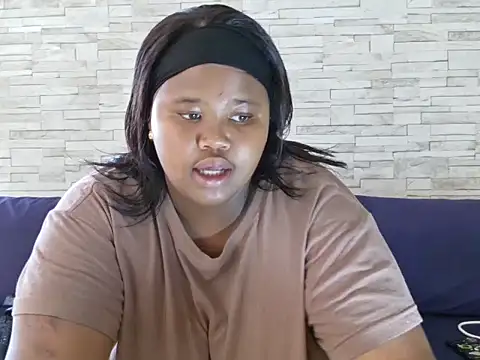 BustyBmw online show from February 10, 2026, 9:41 am