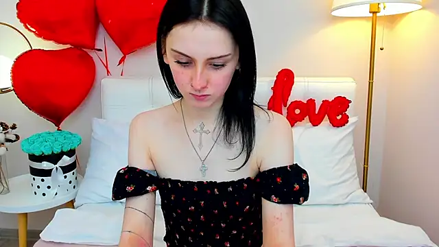 NancyGlo online show from February 14, 2026, 1:33 pm