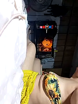 MegueMeg online show from April 29, 2026, 12:48 am