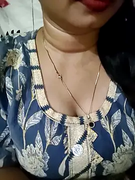 Snapshot of PARI51 chatting on July 8, 2026, 8:20 pm PARI51 online show from July 8, 2026, 8:20 pm