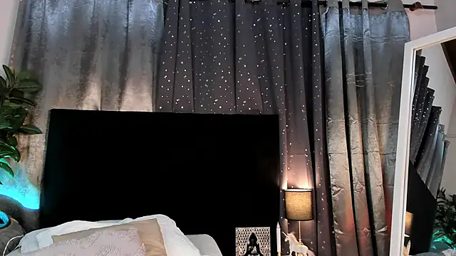 Angel eros  online show from February 14, 2026, 6:46 am